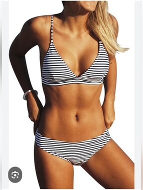 Cupshe Black & White Striped Triangle Bikini Set